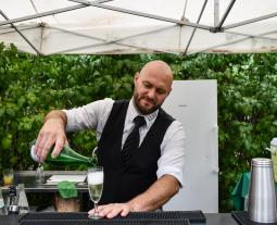 Hoffest der Familie Bühler | Das Beste aus Küche und Keller | Die Cocktail Alex